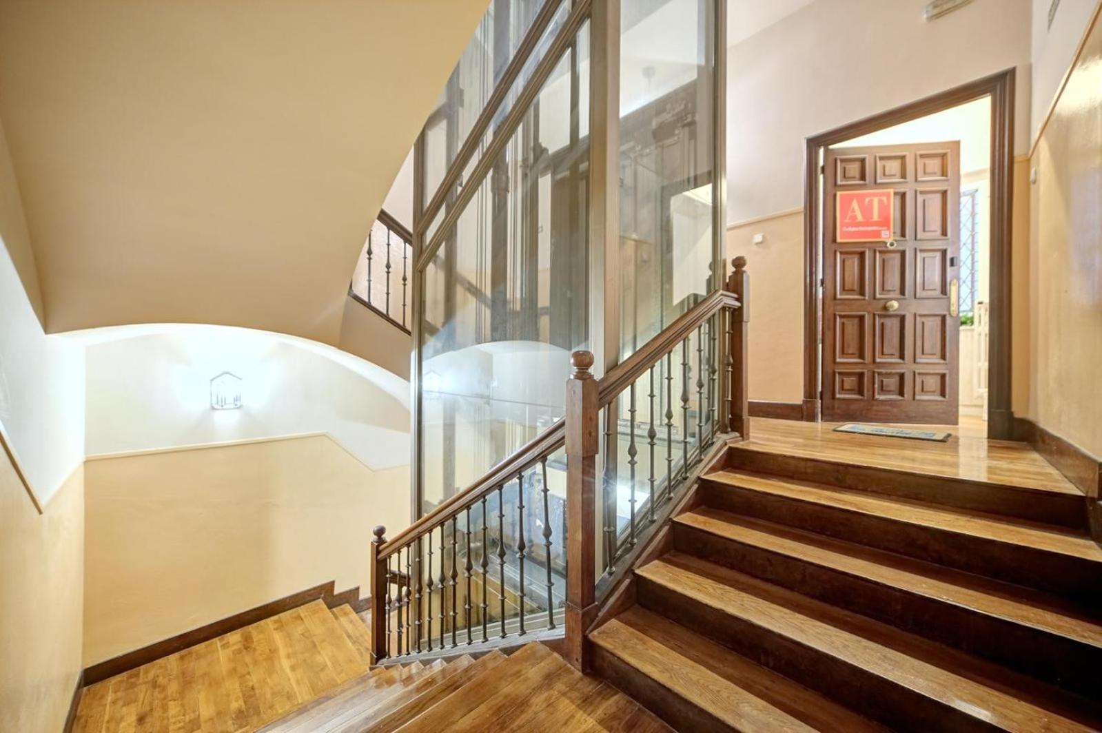 팜플로나 Apartamento Boutique Centro Zapateria 45 아파트 외부 사진