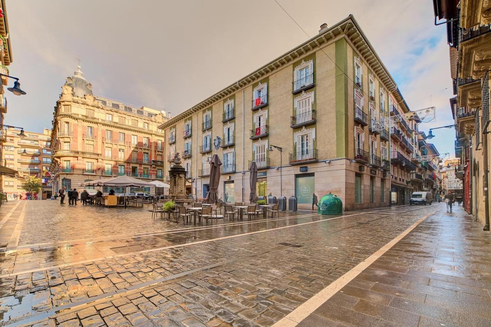 팜플로나 Apartamento Boutique Centro Zapateria 45 아파트 외부 사진