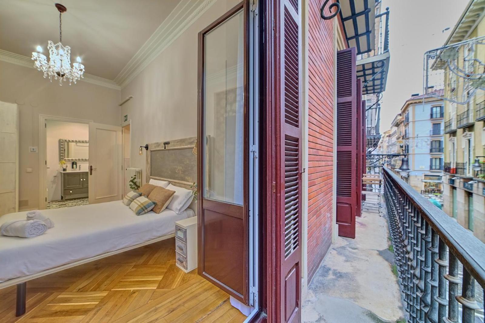 팜플로나 Apartamento Boutique Centro Zapateria 45 아파트 외부 사진